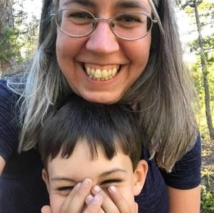 Meet your Posher, Lori